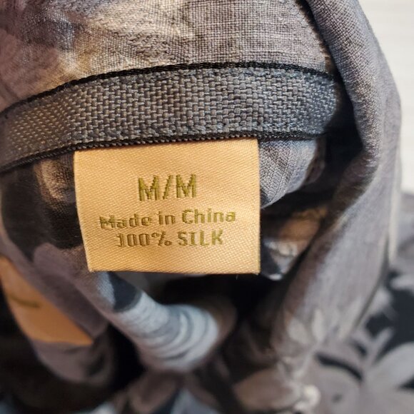 Tommy Bahama Silk Hawaiian Floral Aloha Button Down Shirt Size M Leaf Tropical - Picture 7 of 9